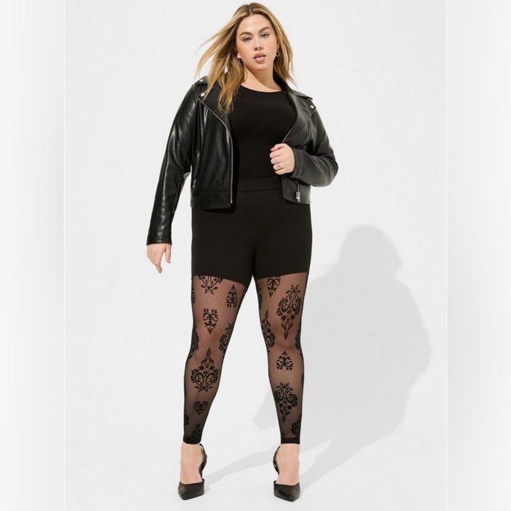 NWT Torrid Leggings Black